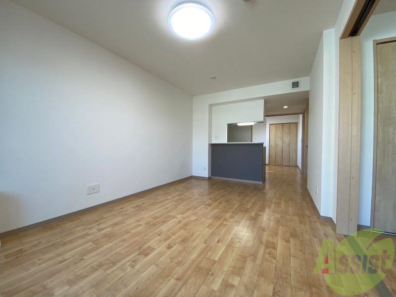 居室・リビング　広くてきれいなリビングです！快適に過ごせそうですね。