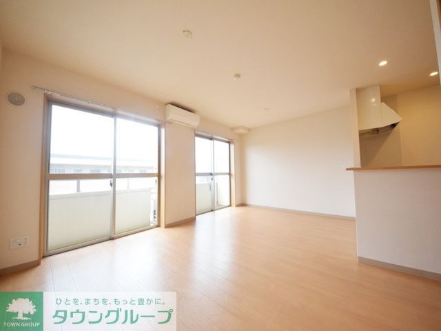 居室・リビング　お問合せはタウンハウジングまで！※現地待合わせ相談可能