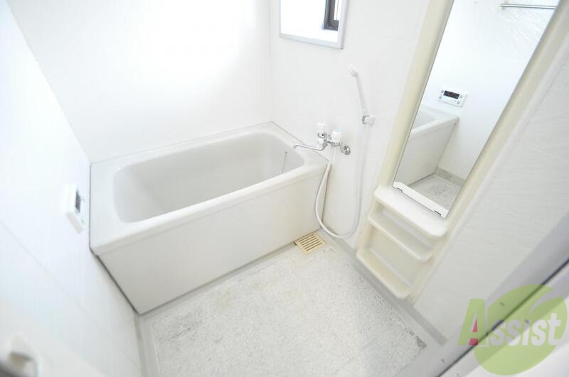 バス・シャワールーム　一日の疲れを洗い流す大切な空間。ゆったりくつろいでください