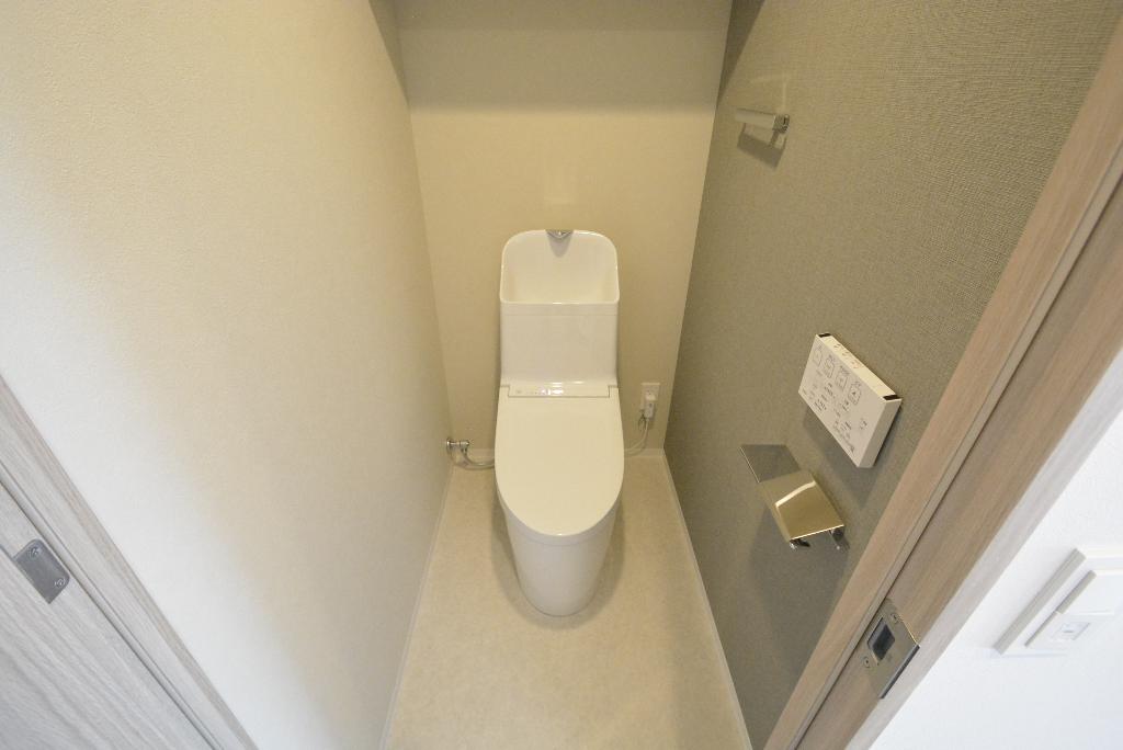 トイレ　シャワー付トイレ