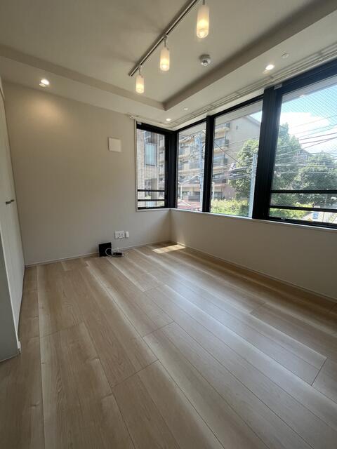 居室・リビング　※別部屋参考写真