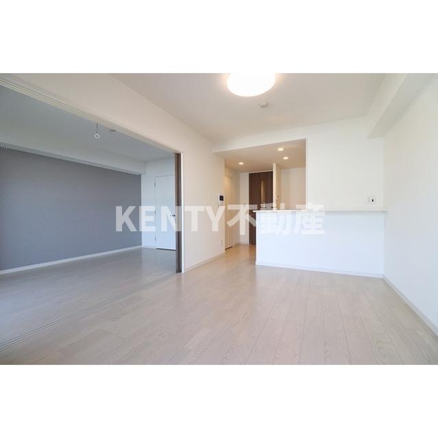 居室・リビング　使いやすい居間です