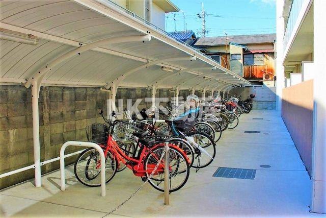 その他　駐輪場です