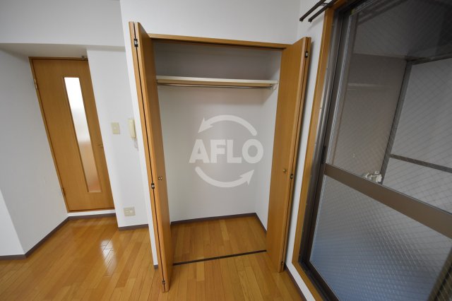 収納　YAHATA西長堀　クローゼット