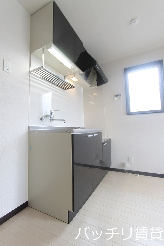 キッチン　写真は同シリーズタイプの為、現状優先になります。