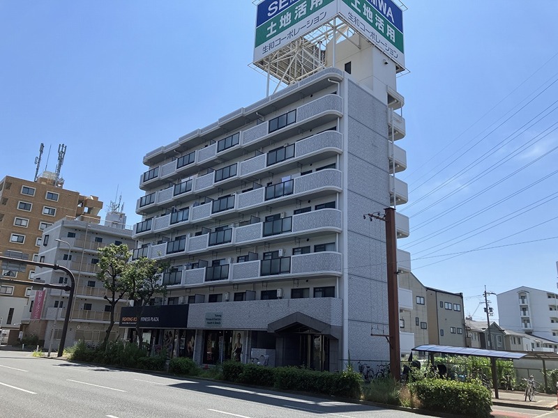 建物外観　落ち着いた雰囲気の外観