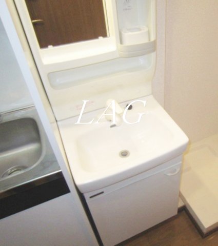 洗面設備　洗面台です。
