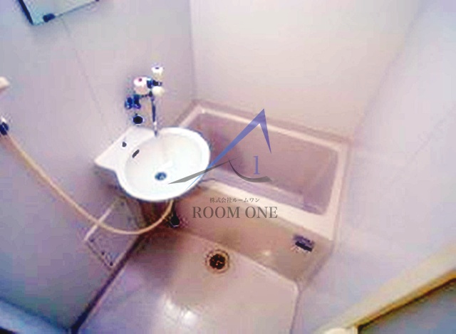 バス・シャワールーム　お風呂です。