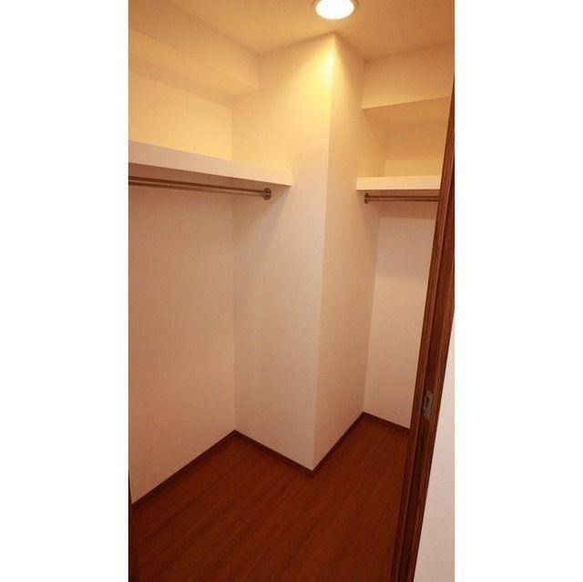 収納　ウォークインクローゼット