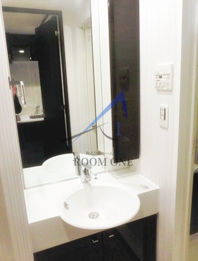 洗面設備　洗面台です。