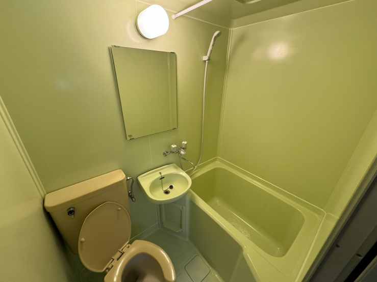 バス・シャワールーム　お風呂です