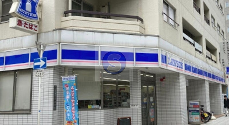 コンビニ　ローソン京町堀3丁目店（コンビニ）まで194m