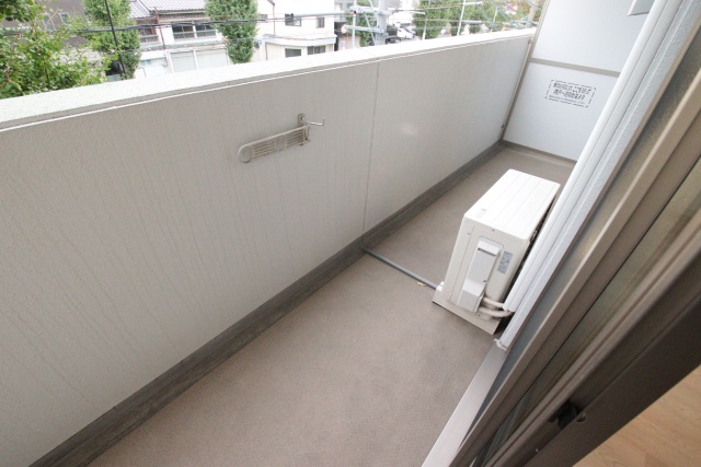 バルコニー　※別室の参考写真の為、現況優先です。