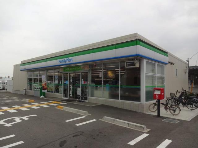 コンビニ　ファミリーマート（コンビニ）まで2401m