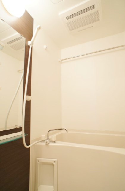 バス・シャワールーム　別部屋同仕様タイプ