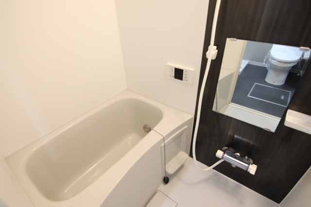 バス・シャワールーム　※別室の参考写真の為、現況優先です。