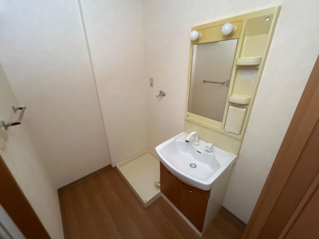 洗面設備　洗髪洗面化粧台