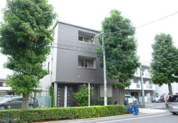 建物外観　エリュシオンの外観☆