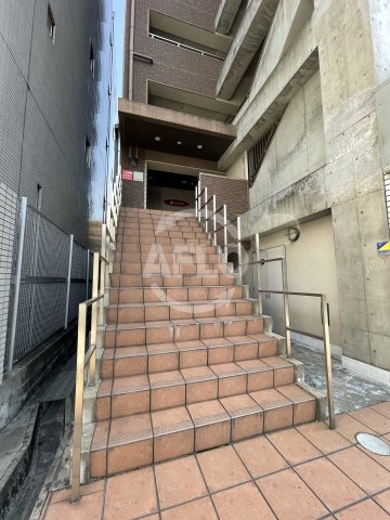 エントランス　SWISS京橋　エントランス