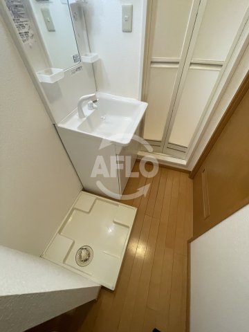 洗面設備　SWISS京橋　洗面所