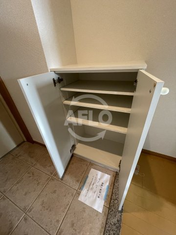 収納　SWISS京橋　シューズボックス