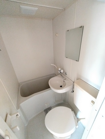 トイレ　バストイレ併設