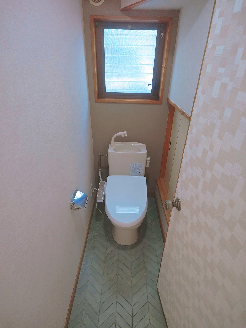 西安上戸建Nのトイレ写真
