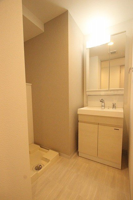洗面設備　同物件別号室の写真です。