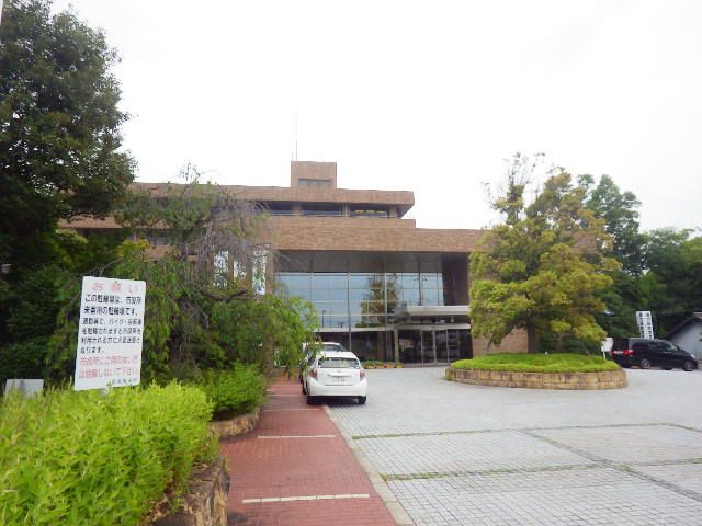 役所　葛城市役所新庄庁舎（役所）まで628m