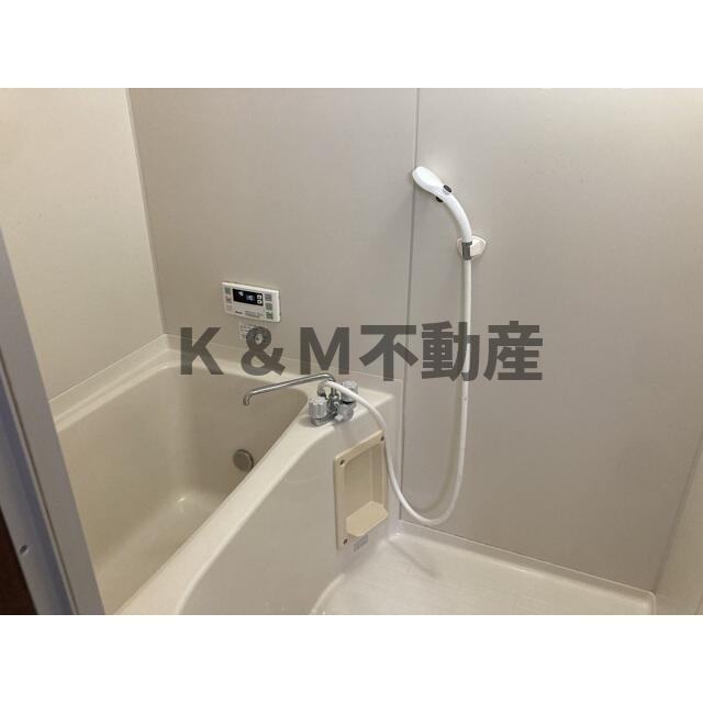 バス・シャワールーム　日々の疲れを癒すお風呂付です