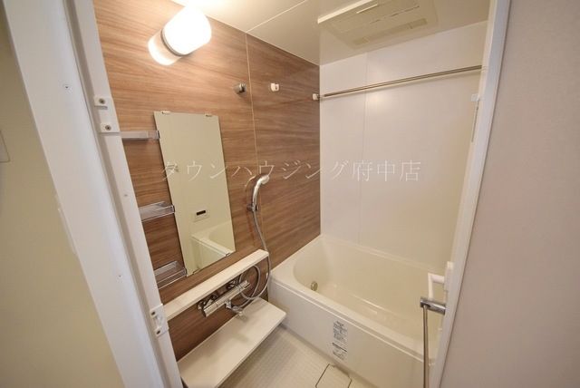 バス・シャワールーム　★お問い合わせはタウンハウジングまで★