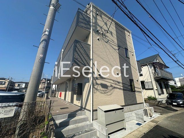 建物外観　閑静な住宅街に立地