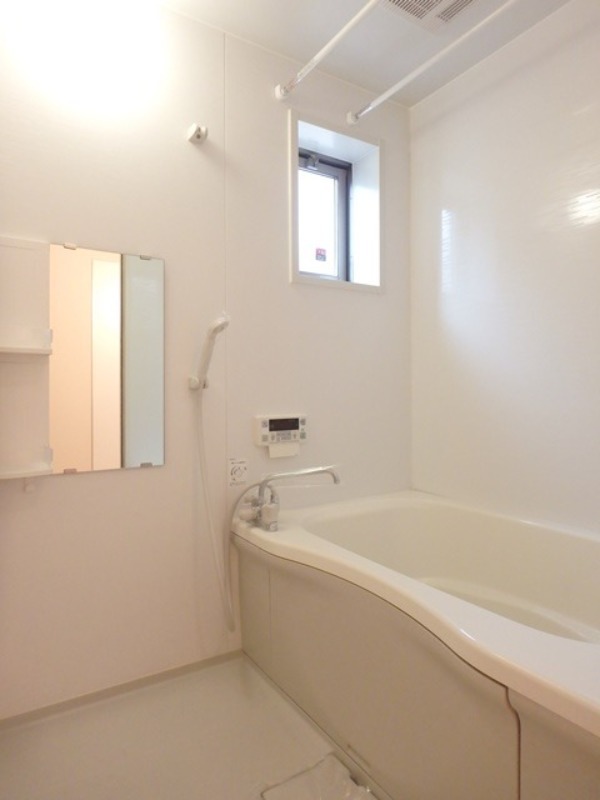 バス・シャワールーム　図面と現状に相違がある場合には現状を優先