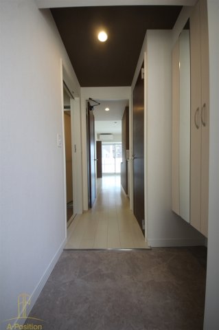 玄関　ラルーチェ北梅田