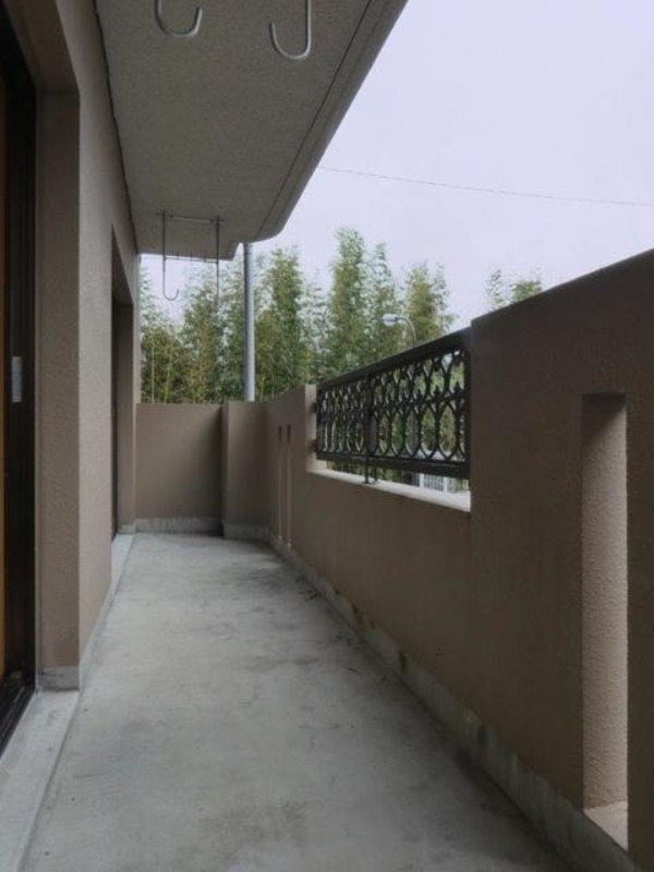 バルコニー　図面と現状に相違がある場合には現状を優先