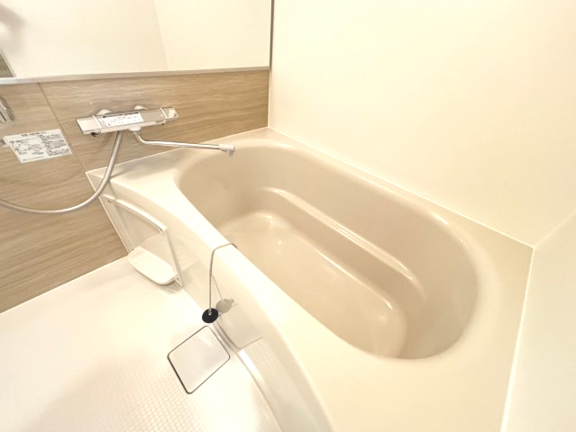 バス・シャワールーム　詳細は、RISUMO江坂本店までお問合せください♪