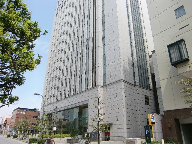 銀行　三重銀行本店（銀行）まで370m