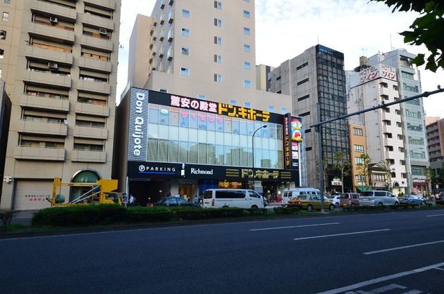 小学校　ドン・キホーテ後楽園店（小学校）まで376m