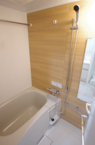 バス・シャワールーム　風呂