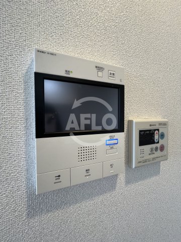 セキュリティ　プレサンス江坂ベルフィーヌ　モニター付きインターホン