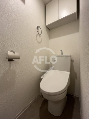 トイレ　プレサンス江坂ベルフィーヌ　トイレ