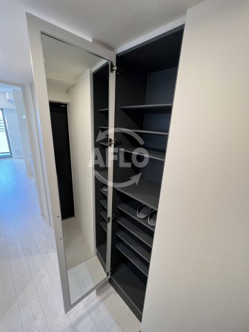 収納　シーズンフラッツ新町　シューズボックス