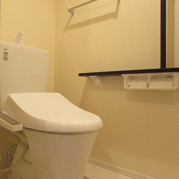 トイレ　トイレ