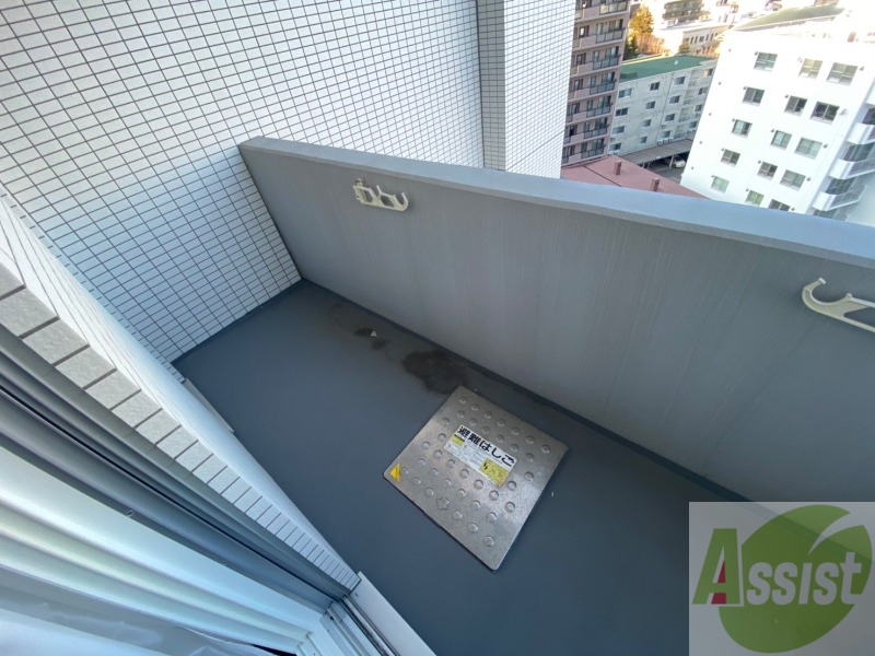 バルコニー　バルコニーです。洗濯物を干したり一息ついたりできますね！