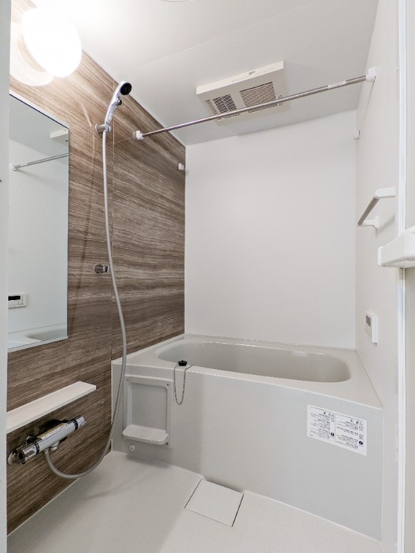 バス・シャワールーム　図面と現状に相違がある場合には現状を優先