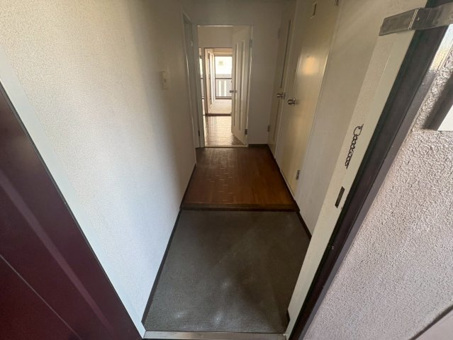 玄関　レジデンス泉