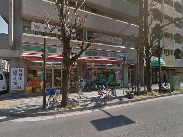 コンビニ　ローソンストア100川崎新川通店（コンビニ）まで828m