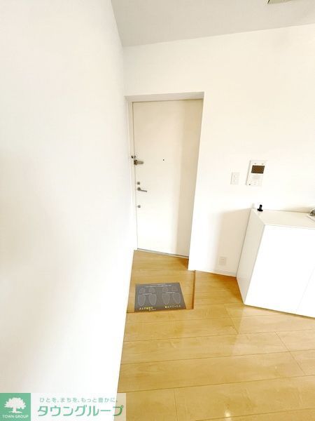 玄関　タウンハウジングレジデンス事業部　恵比寿店・赤坂店までお問…