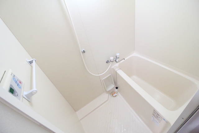 バス・シャワールーム　※別部屋参照写真※現状優先