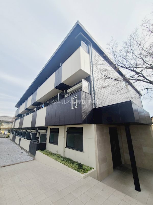 建物外観　駅近、徒歩5分外観もきれいな物件です